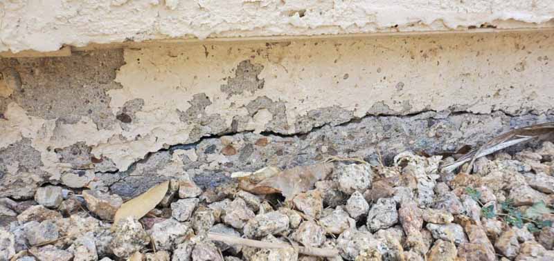 Oxidized Rebar Horizontal Crack Repair with Spalling | Concrete Repairman LLC Concrete Repairman LLC provides repair for oxidized rebar and horizontal cracks with spalling in Phoenix, AZ. Our experts restore structural integrity and prevent further damage. For reliable repair, contact 602-418-2970.